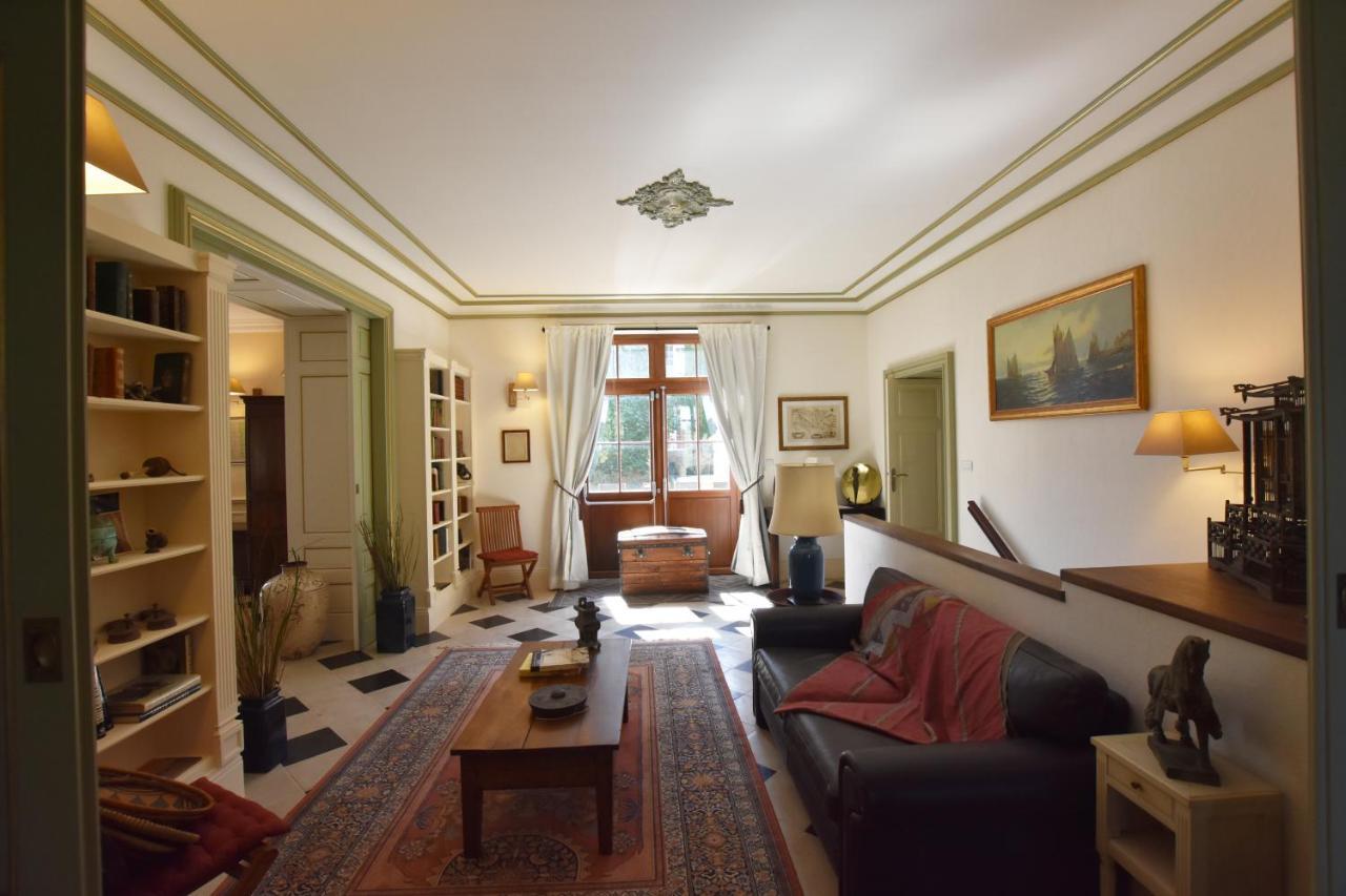 Chateau De Laroche Bed & Breakfast Vianne Eksteriør bilde